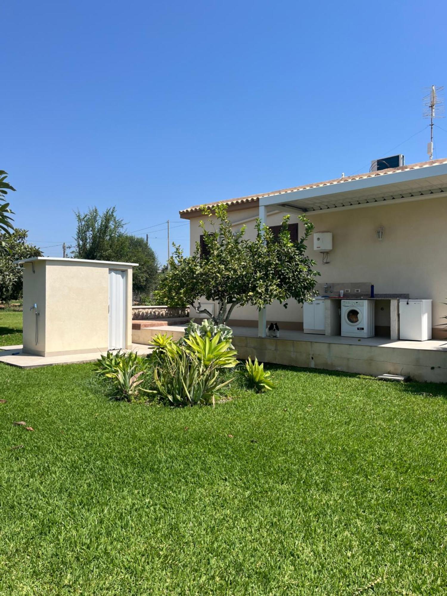 Villa Casa Del Carrubo à Avola Extérieur photo